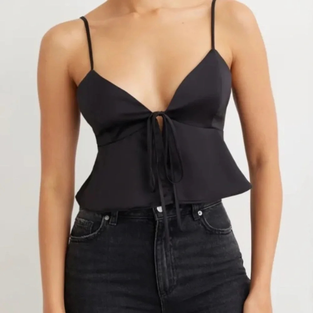 NWT dynamite CAMISOLE FLY AWAY SATIN CAMI JET BLACK size L